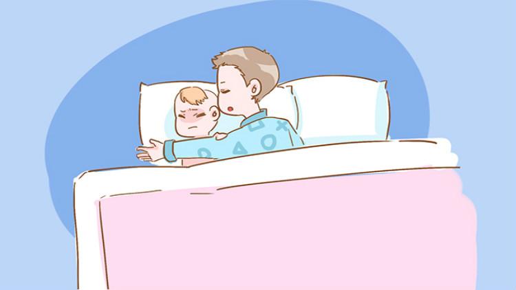 宝宝为什么会“头偏”?这几点原因宝妈要知道,预防大于纠正