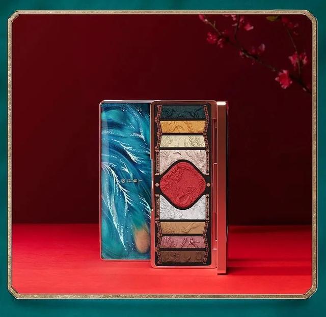 被李佳琦捧火的化妆品，没想到包装成了国潮风