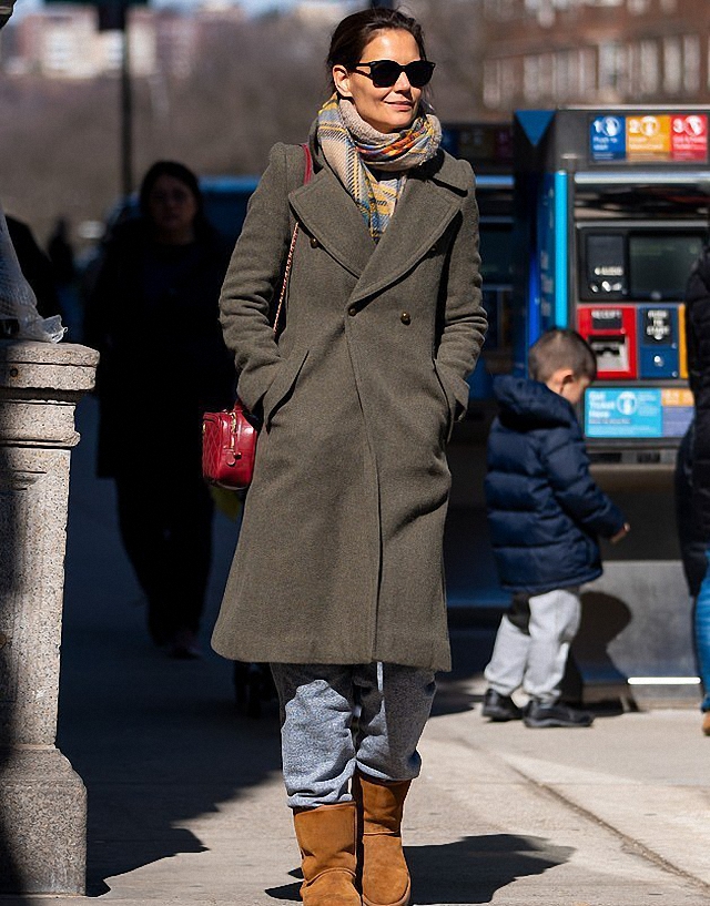 适合配中长款大衣的鞋子,冬季适合搭配大衣穿的鞋子