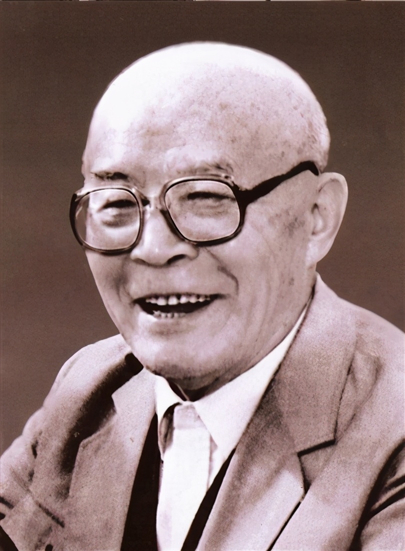 吕正操：没参加过长征，后授衔开国上将，晚年一直希望张学良回国