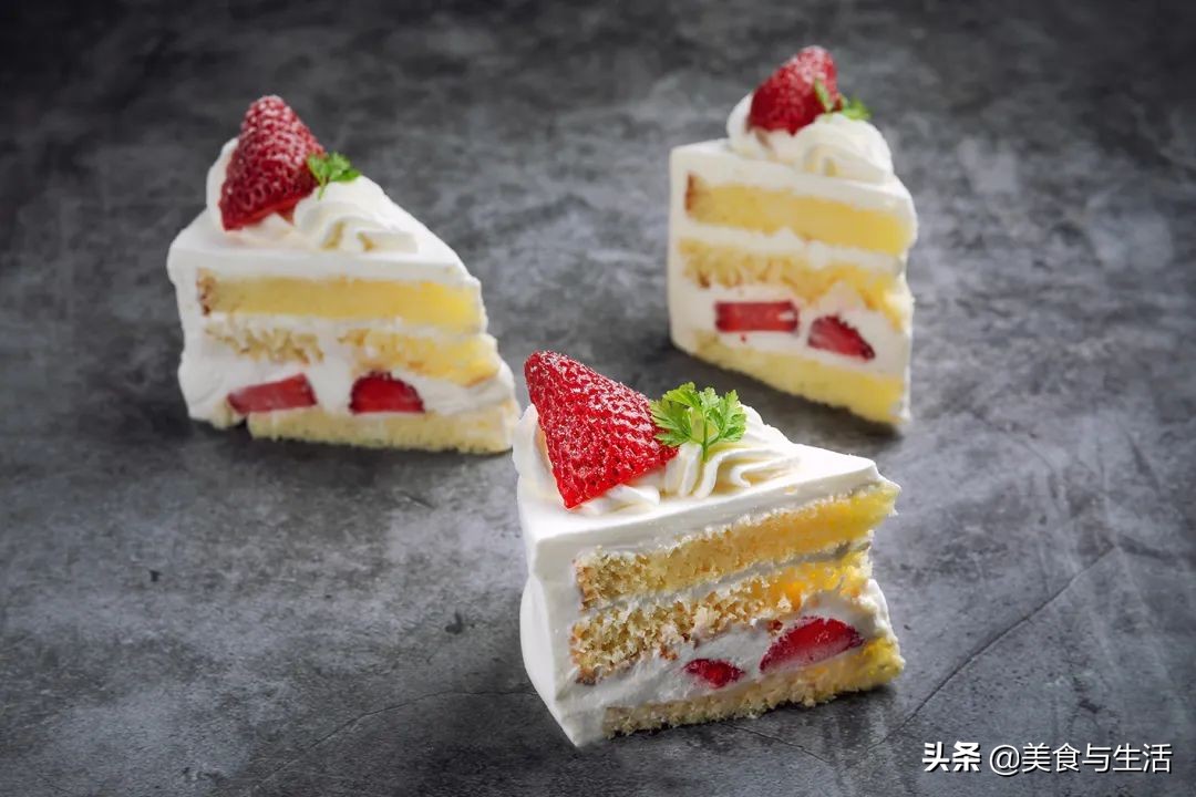 草莓奶油蛋糕教程来了你学会了没,韩国草莓蛋糕
