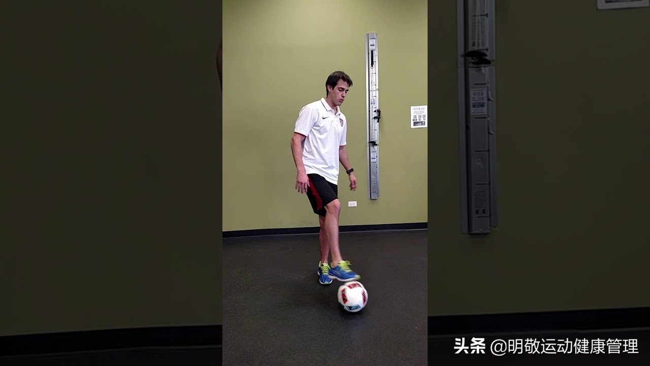 足球膝盖防受伤训练,足球防止崴脚训练