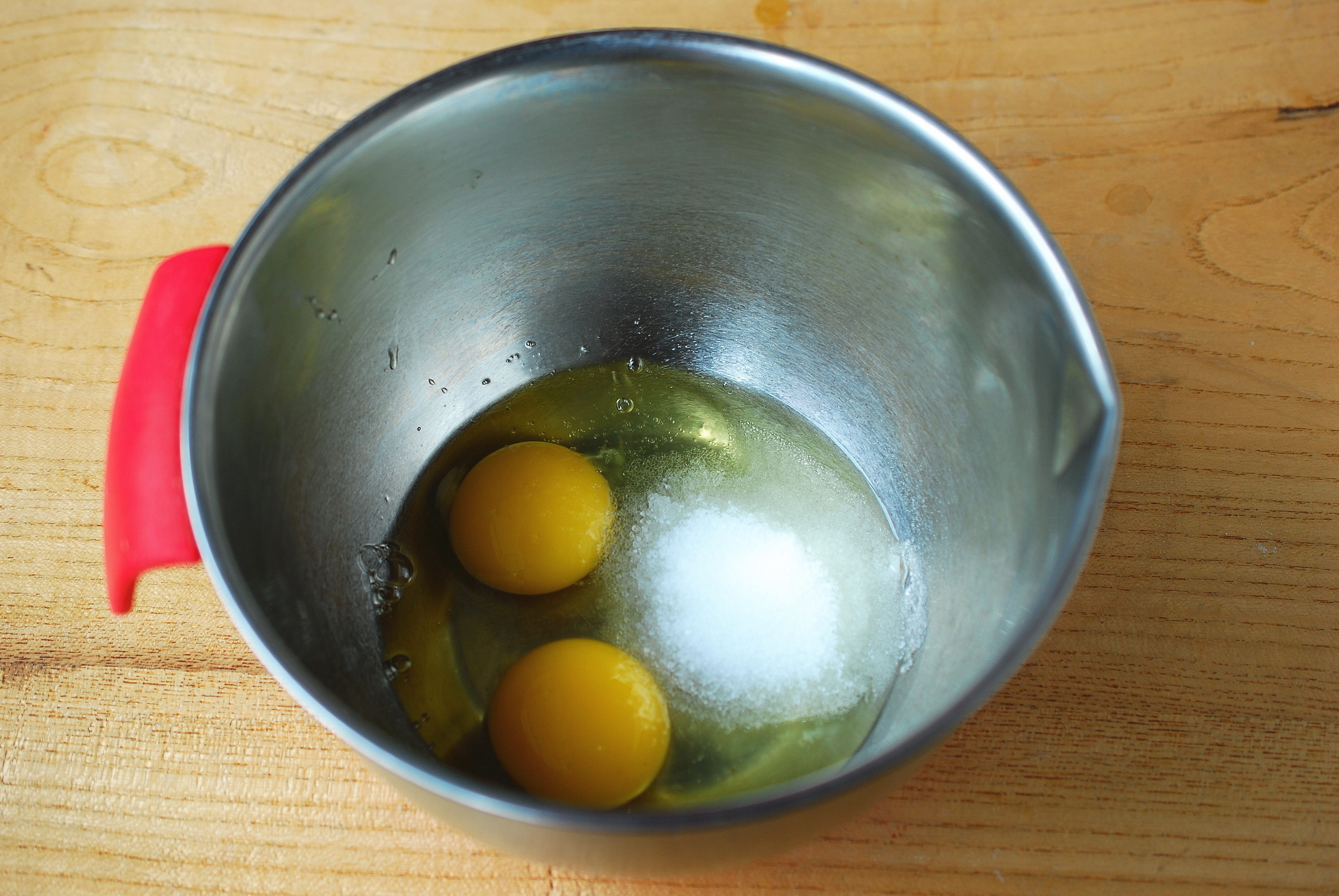 0糖0油0面粉的低卡蛋糕自制,用不粘锅做蛋糕最简单