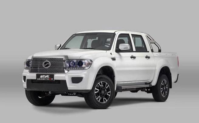 中兴皮卡威虎下乡版,中兴威虎皮卡2.5t柴油四驱数据