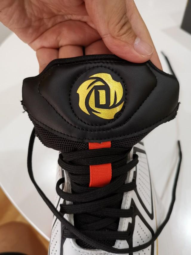 罗斯10玫瑰10年配色,玫瑰10年篮球鞋