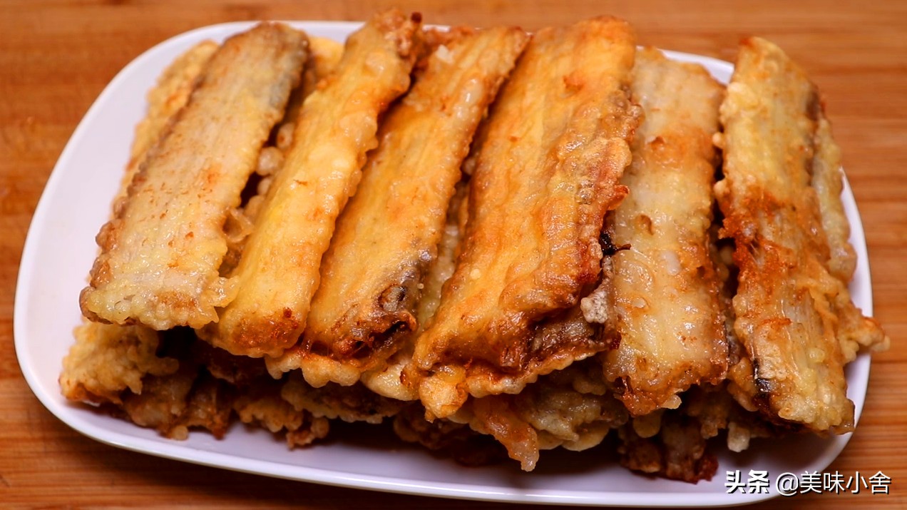 怎么炸带鱼外酥里嫩又好吃,炸带鱼剩下的油怎么去腥味处理