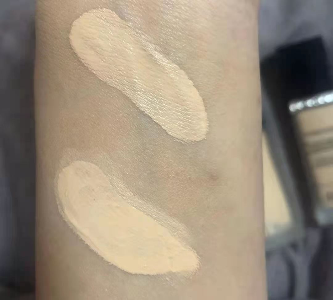 兰蔻粉底液小气泡遮瑕持久,兰蔻和ysl粉底液哪个适合干皮遮瑕