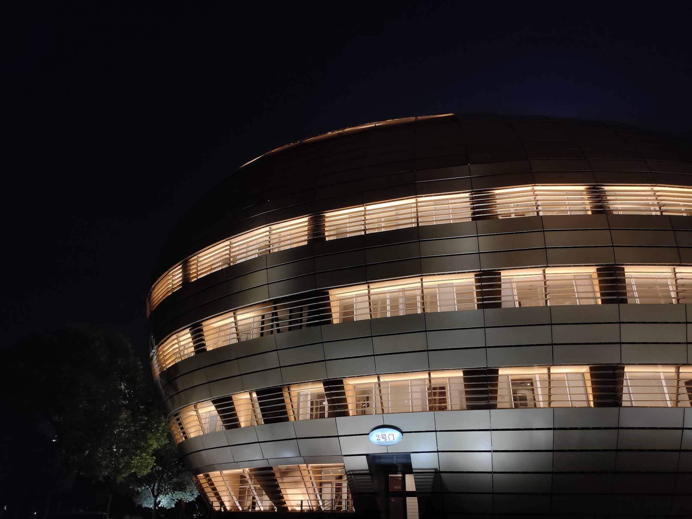 oppok5玩新版和平精英评测视频,oppok5测评拍照