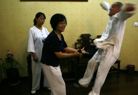 大师骗术底层逻辑,大师骗人的套路