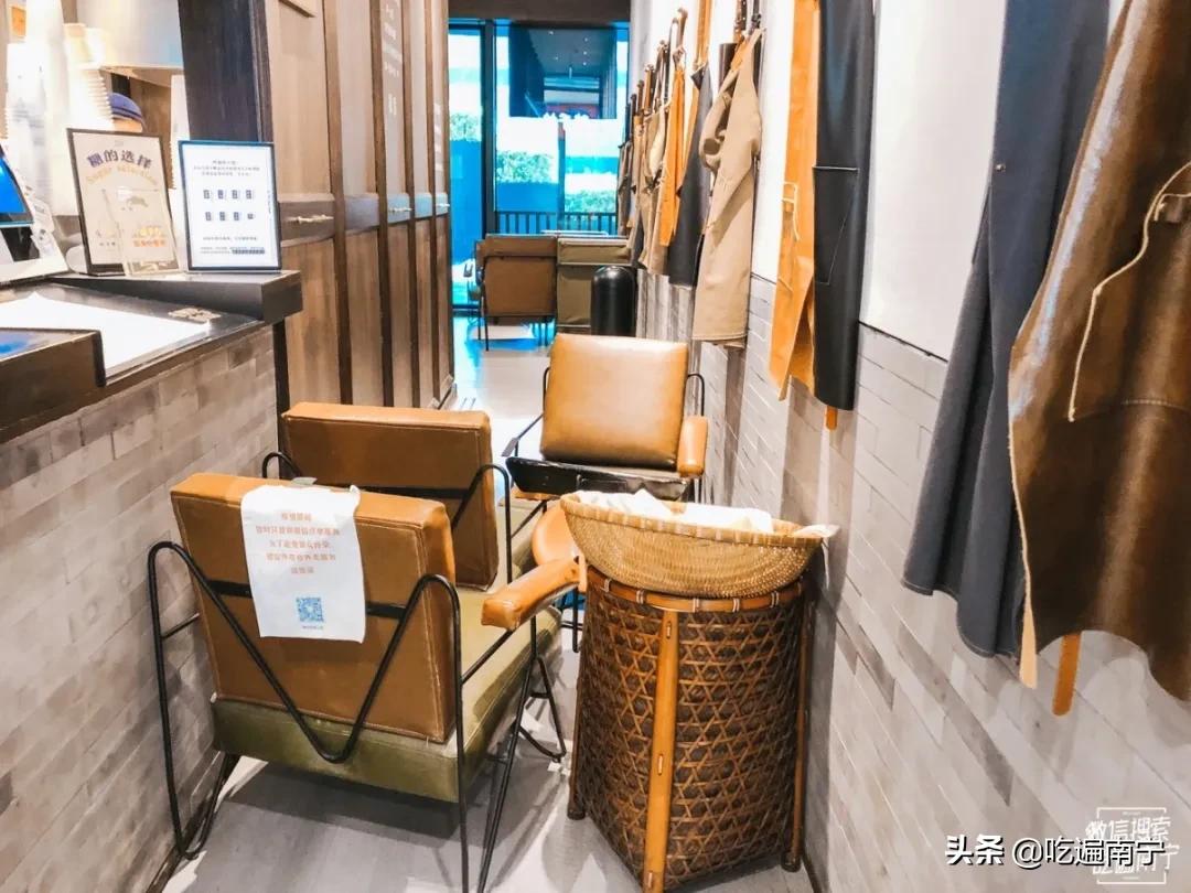 南宁火爆排队小吃,广西南宁最火的网红打卡店