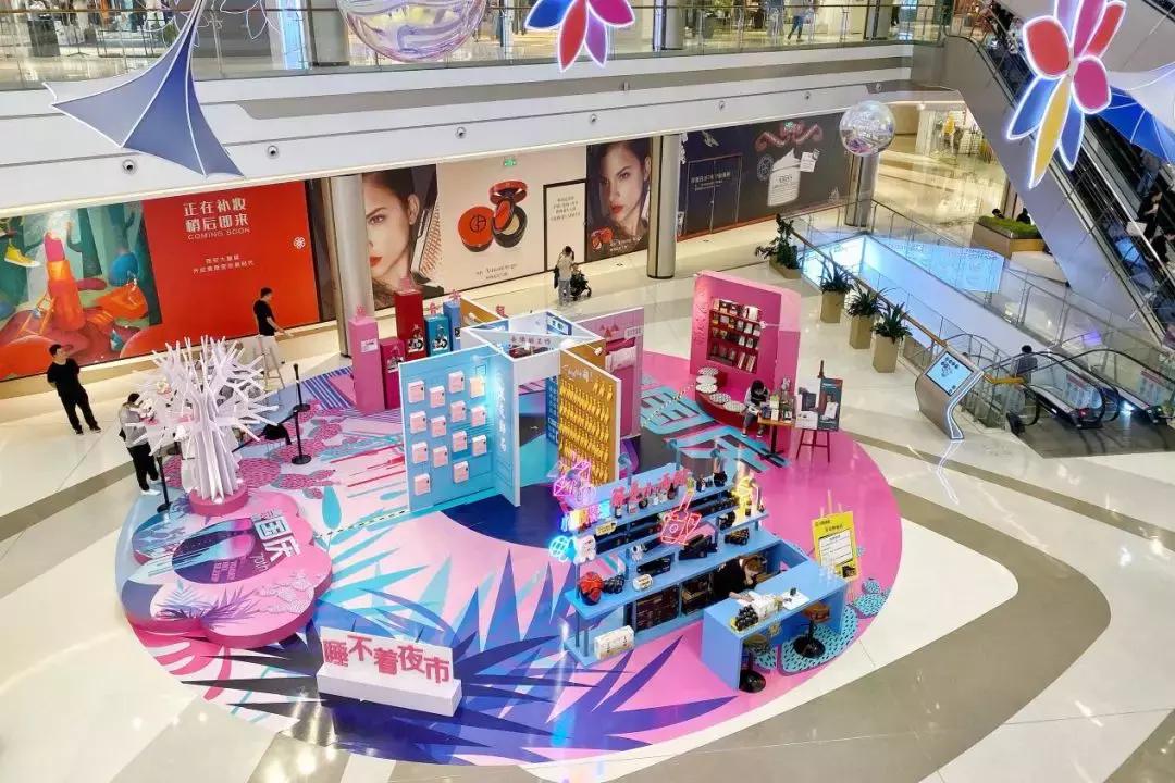 西安大融城化妆品,惊喜化妆品套装