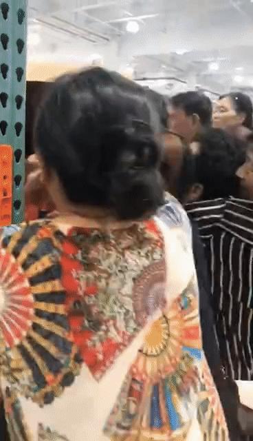 被costco商业营销震撼了,costco被挤爆零售奇迹也要本地化