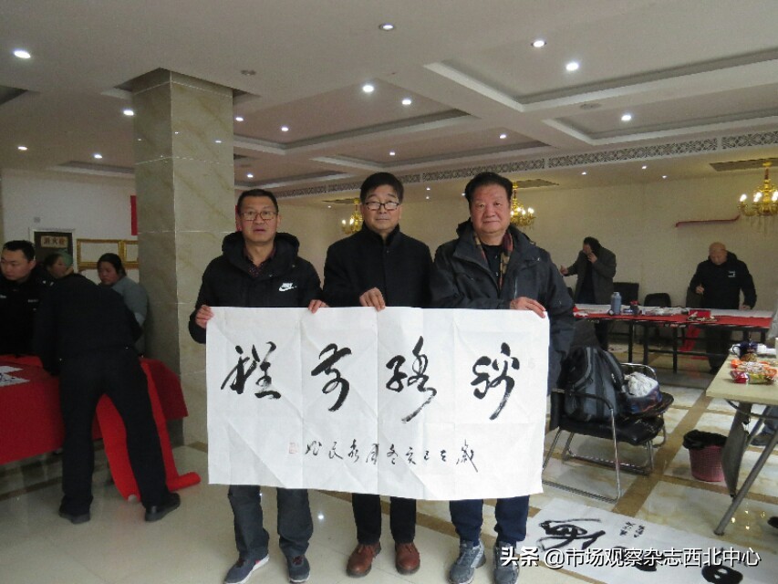 物业迎新春送对联活动,物业新春送春联