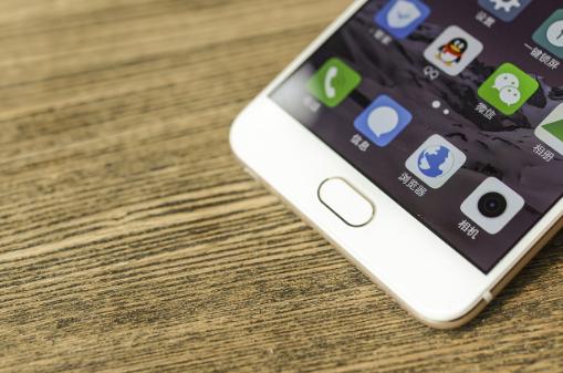 有这些表现说明你的手机中毒了,手机中毒了老是跳广告出来怎么办