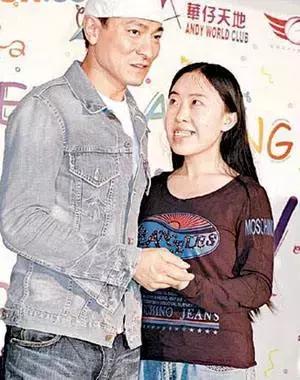 从Bigbang谈起|追星少女：有的爱像大雨磅礴，依然相信彩虹