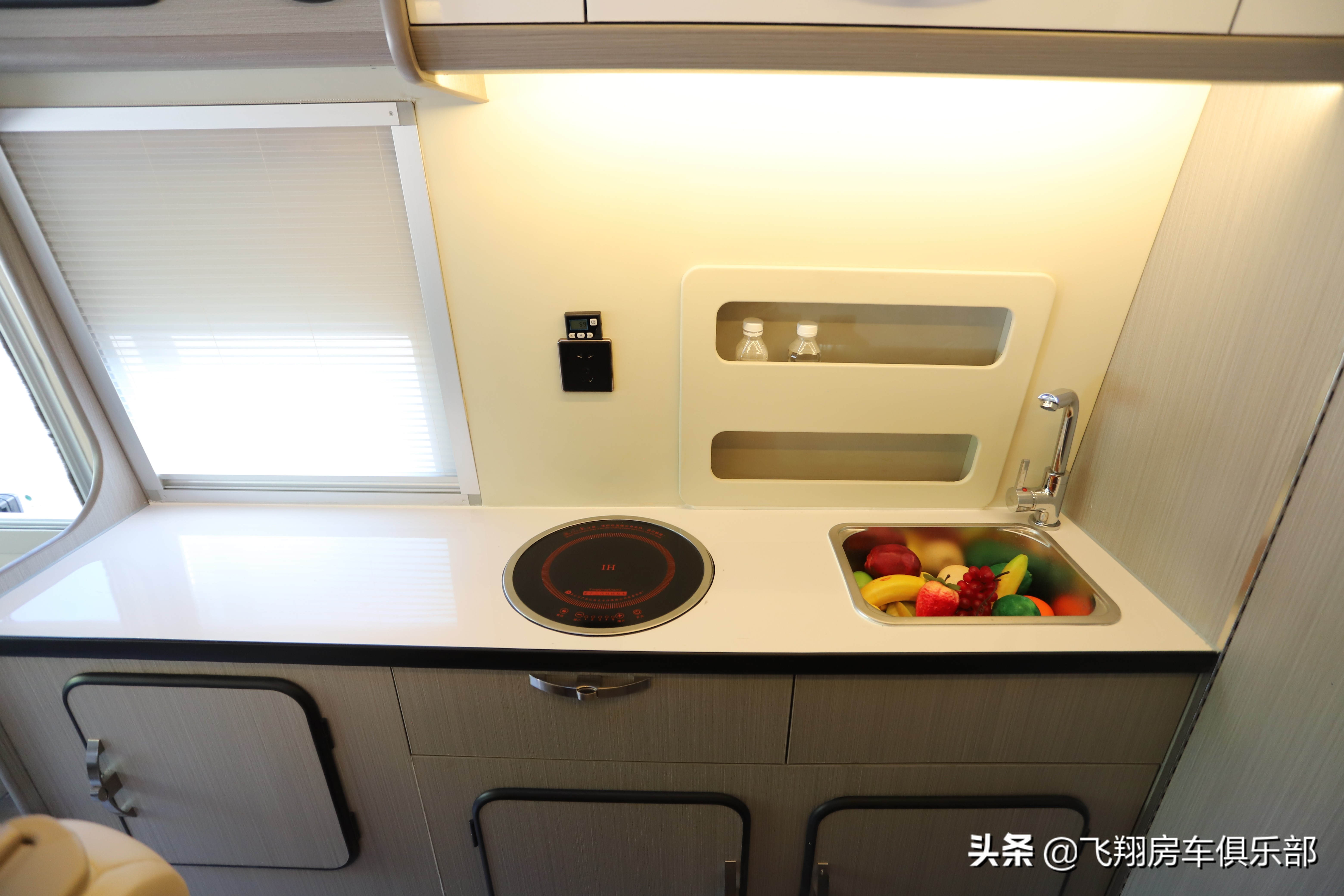 福特新世代prob型房车,福特新世代全顺prob型房车6座