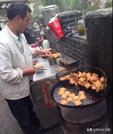 扬州隐藏在巷子里的小吃,扬州最好吃的小爬爬烧烤