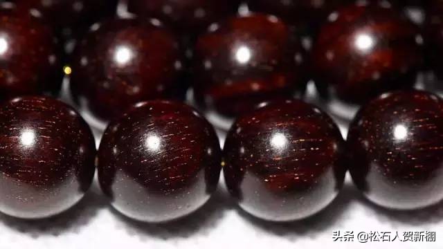 最容易盘出包浆的手串,盘玩包浆后变黑的文玩