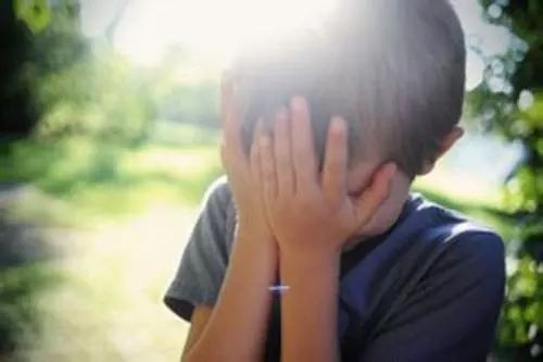 对孩子表白最好的办法,向孩子表达爱有多重要