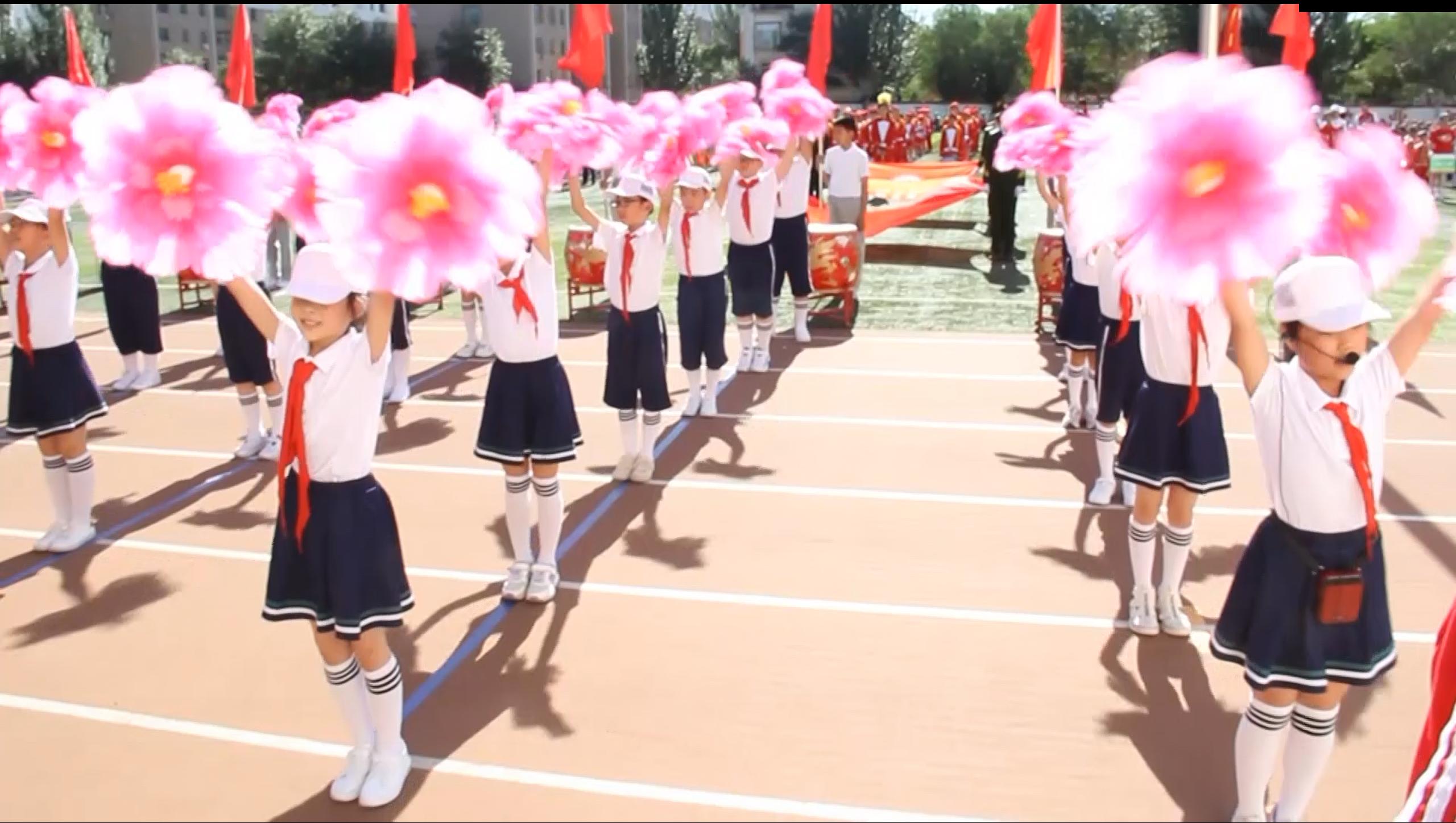 童心向党主题运动会入场,童心向党校运会开幕式