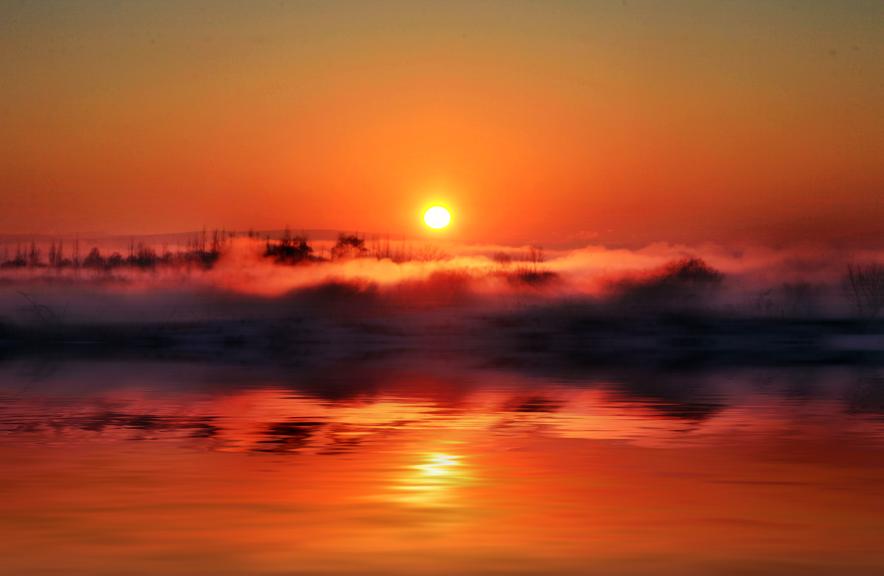 诗人描写日落晚霞绝美诗句,落日晚霞绝美诗句