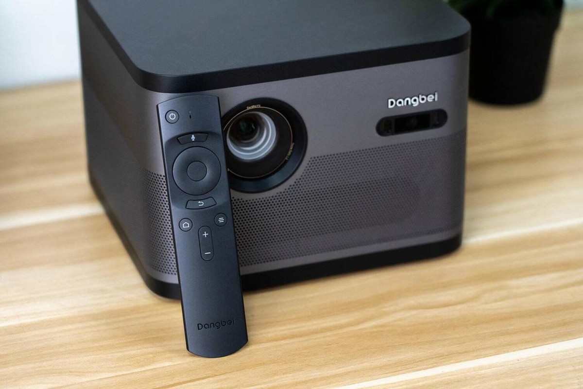 家装投影仪如何使用,家庭影院投影仪装修注意什么