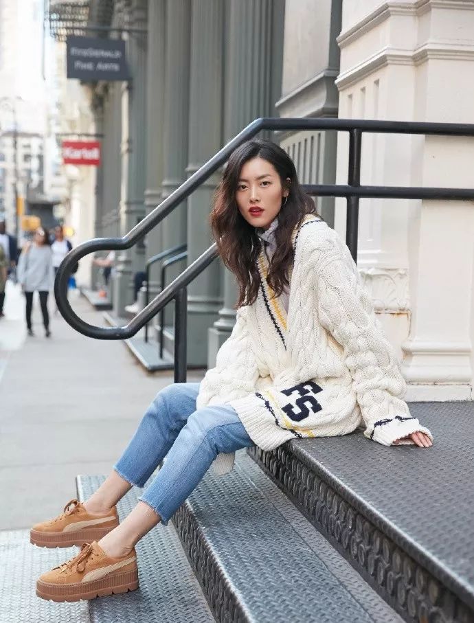 杨幂穿初恋鞋视频,杨幂潮鞋