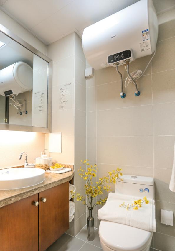 电热水器怎么防止漏电伤人,电热水器漏电十分钟报警