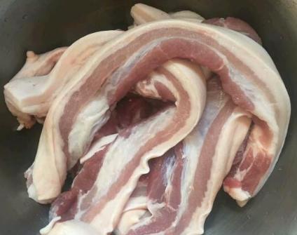 腌腊肉怎么才知道盐够不够,热盐腌腊肉还是冷盐腌腊肉