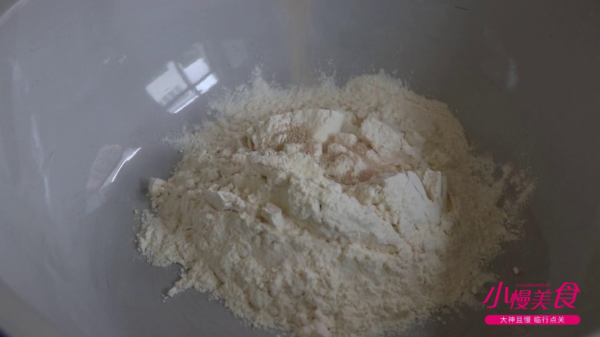 水煎包煎时水和面的比例是多少,水煎包的做法面糊和水比例