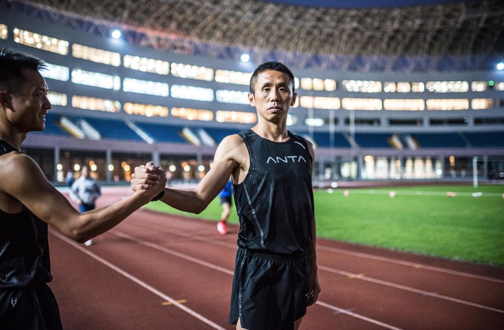 安踏创世2.0pro (anta c202 2代)