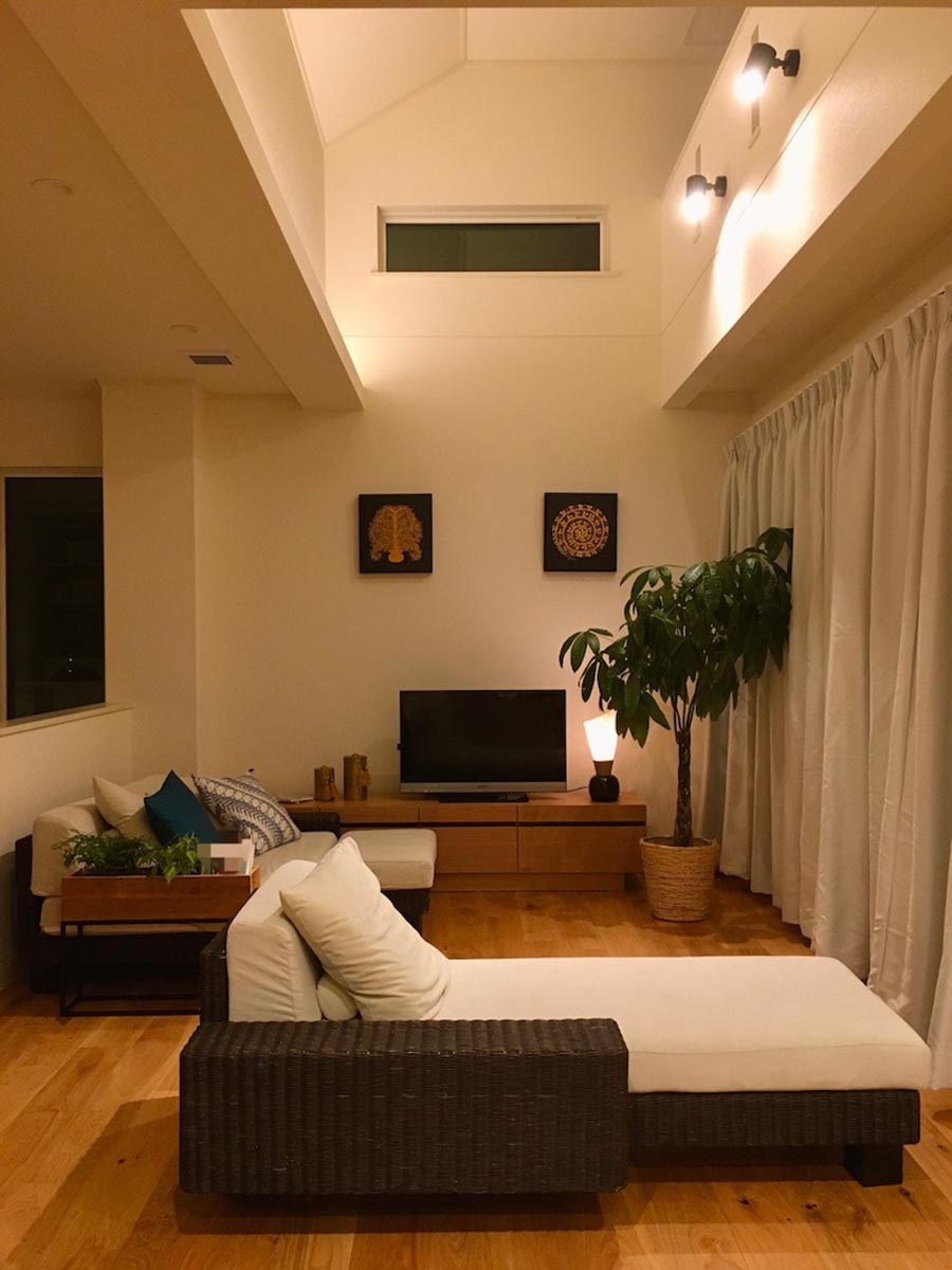 主妇家居的布置,小户型客厅适合台灯落地灯装法