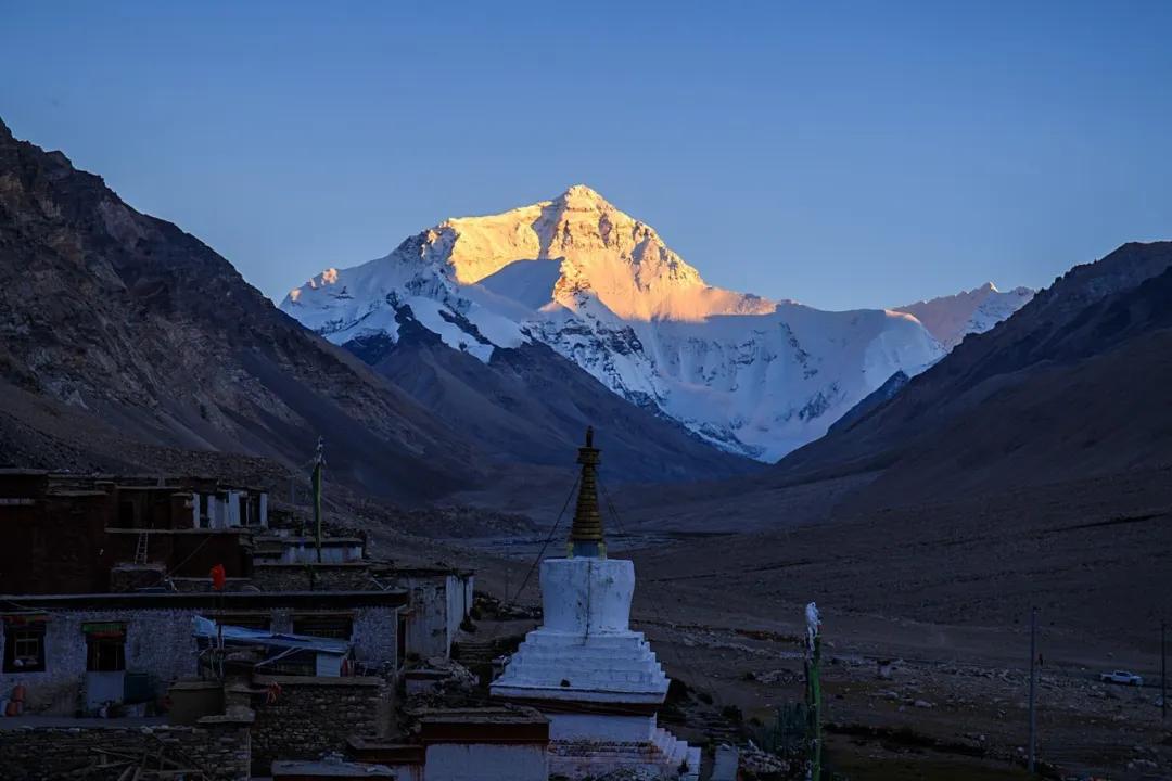 珠峰地形有多震撼,珠峰风景摄影作品