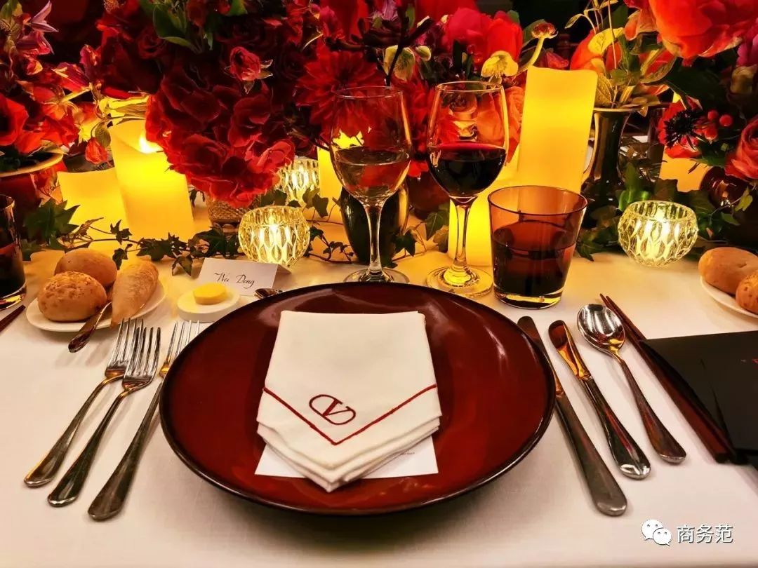 Valentino第一次中国办高定秀，张艺兴来捧场，杜鹃压轴气质绝了