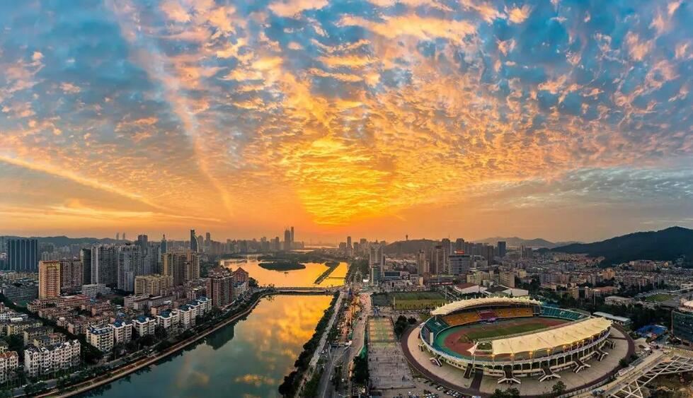 让人惊艳的足球场建设,中国值得骄傲的3个地方建筑