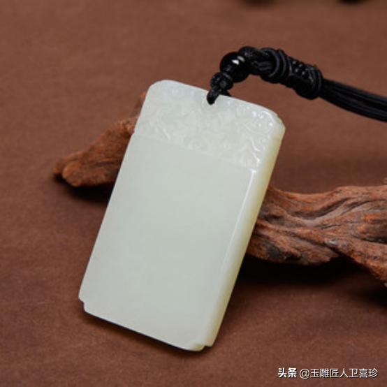 为什么说玉养人三年人养玉一生,为什么说人养玉三年玉养人一生呢