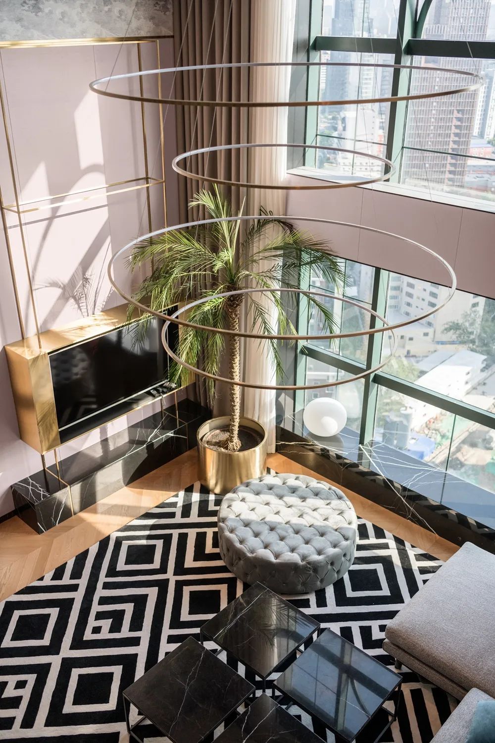 上档次跃层别墅,极简的跃层别墅