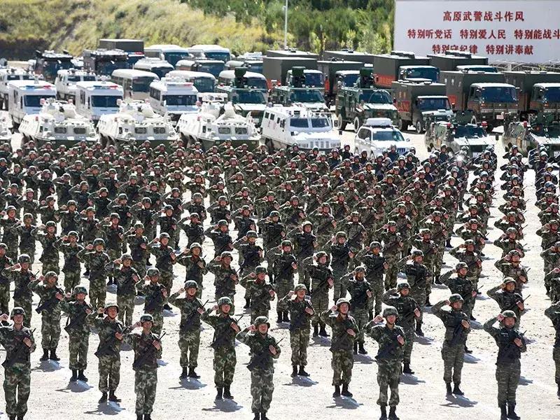 不穿军装的边防军人,军装公安边防