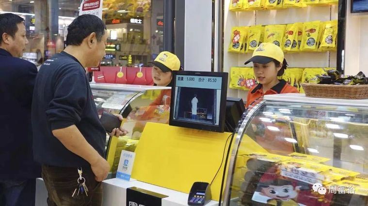 周黑鸭创始人半年关店,周黑鸭门店业绩下滑的原因是什么