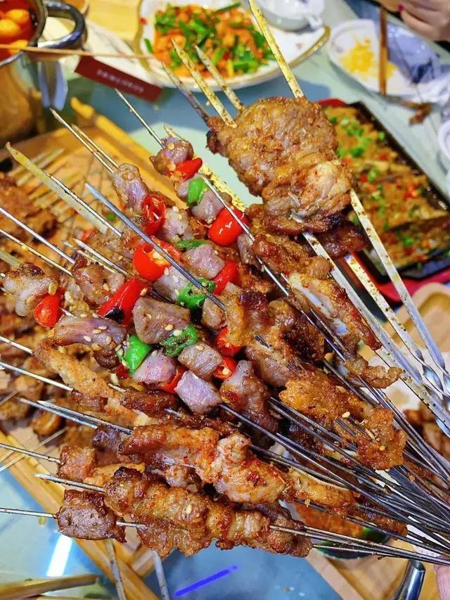 长春适合七个人吃饭的地方,长春聚会玩的好地方