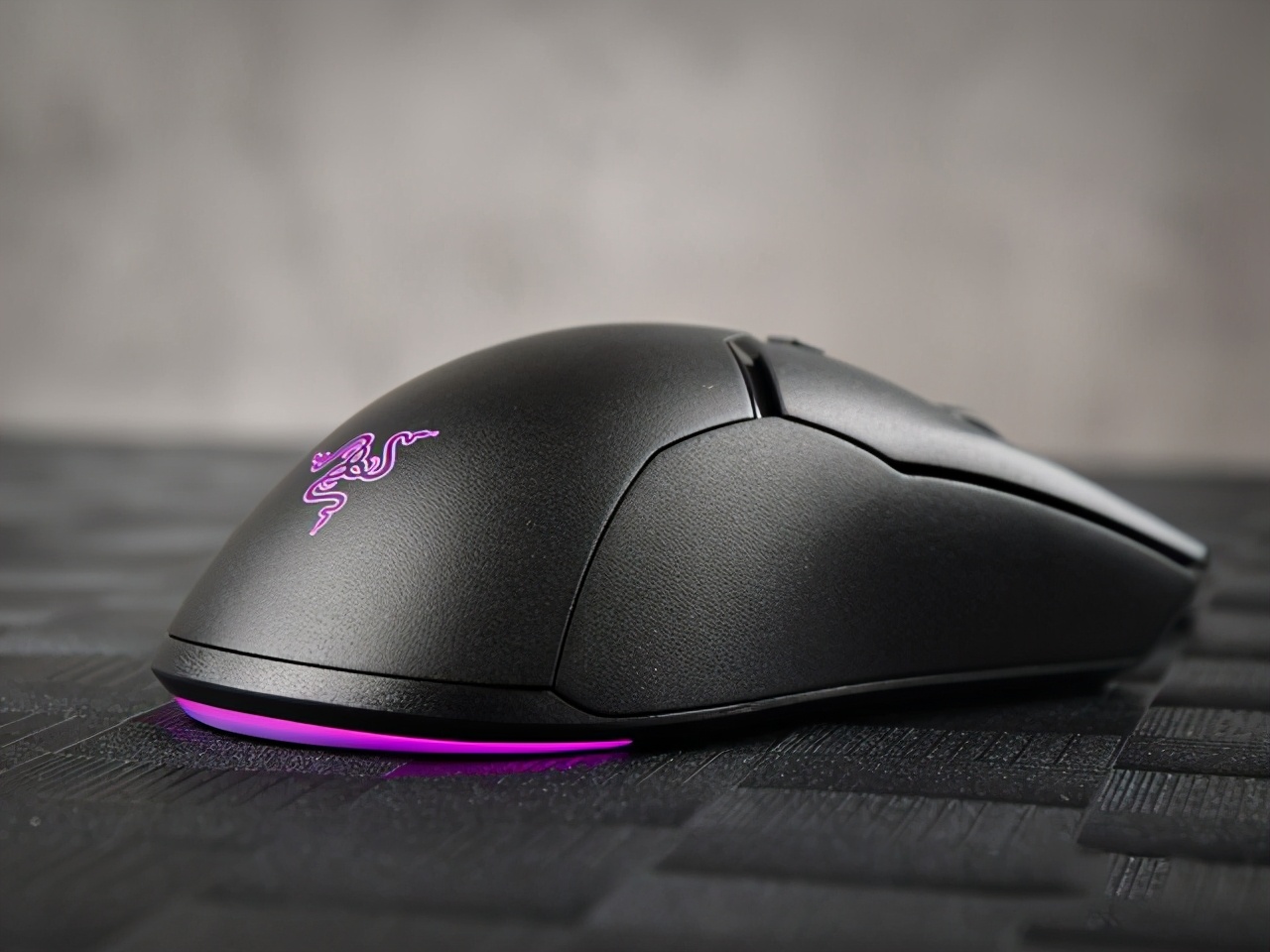 推荐几款好用的平民低价游戏鼠标,性价比较高的游戏鼠标推荐