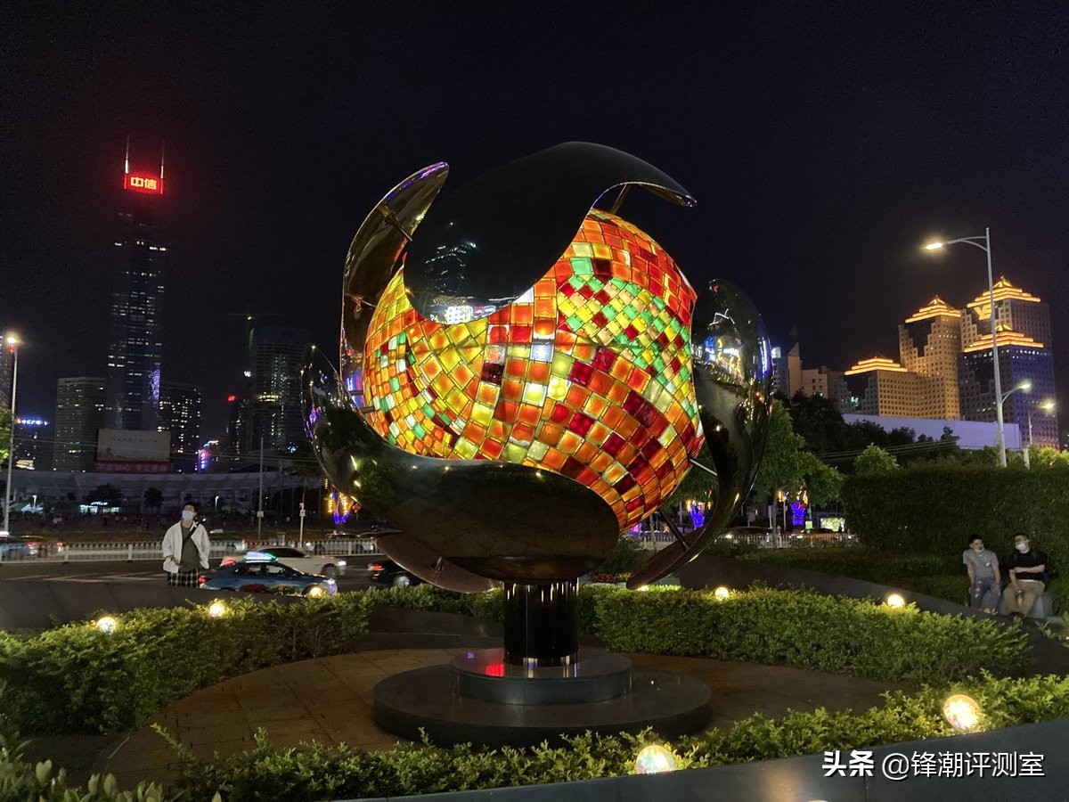 iphonese升级ios15续航怎么样,iphonese深度评测手机性价比