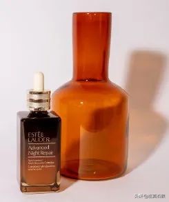 雅诗兰黛小棕瓶眼霜小样真假,雅诗兰黛小棕瓶眼霜真假辨别