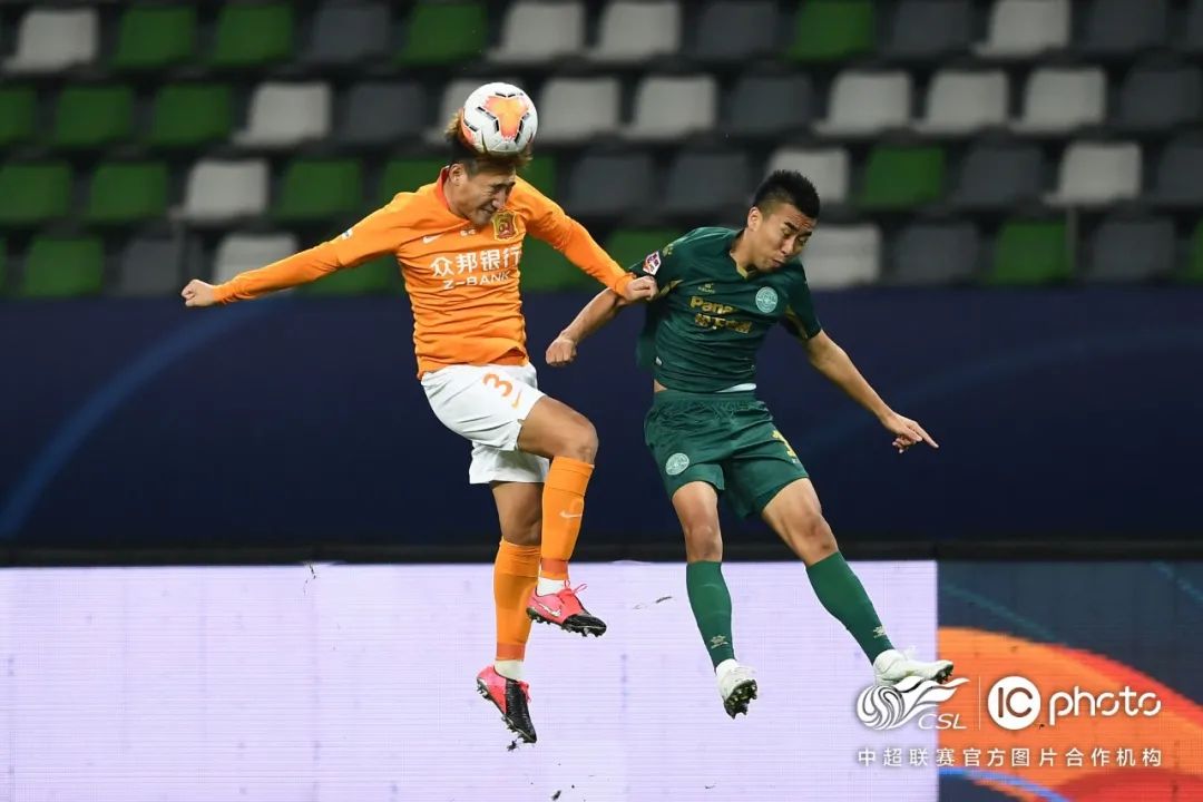 前线丨武汉卓尔总比分3:2战胜浙江能源绿城，成功留在中超