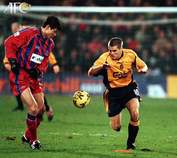 范志毅怎么变成常驻了,范志毅是不是耸肩