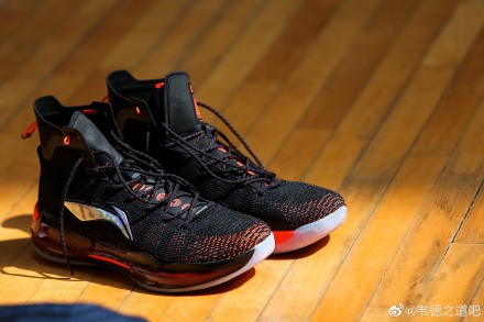 李宁反伍活动武汉,李宁2018的韦德之道