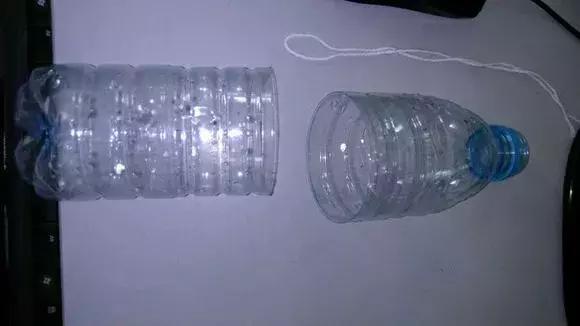 塑料瓶扔了就是扔钱！用来养花就是宝贝，看到了快捡！