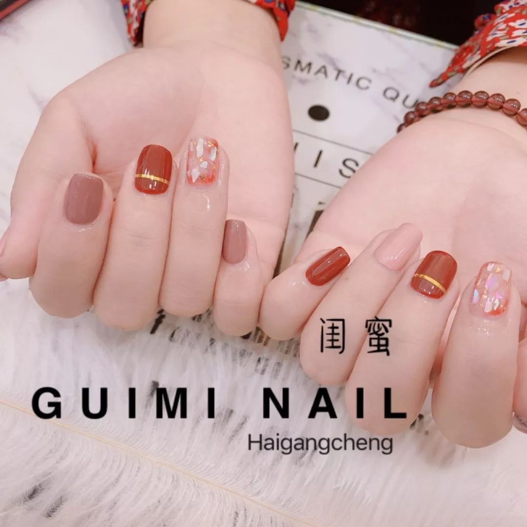 美甲什么颜色显得花哨好看,儿童美甲推荐不花哨