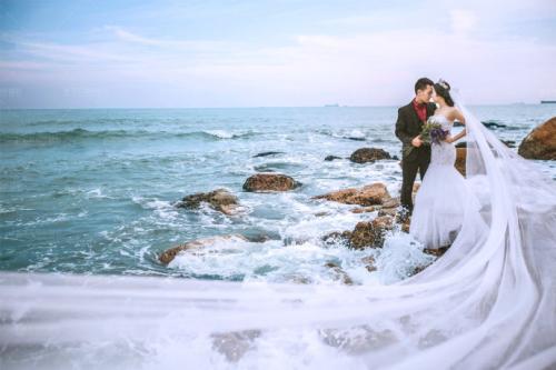 婚礼邀请函朋友圈一般什么时候发,婚期请柬朋友圈怎么发