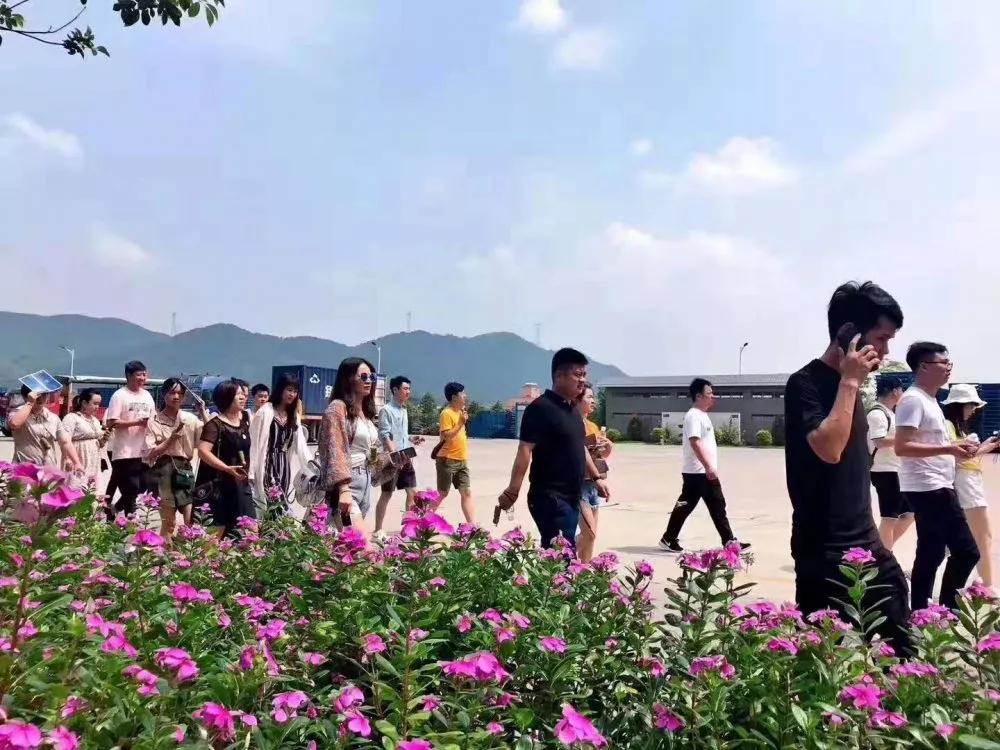 冠星集团老总,冠星企业董事长